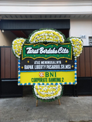 Papan Bunga Duka di Ngestirejo